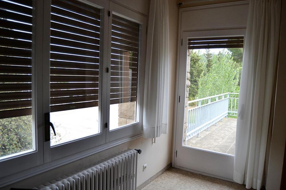 Habitacio V Cal Kim Apartment Martorell Luaran gambar